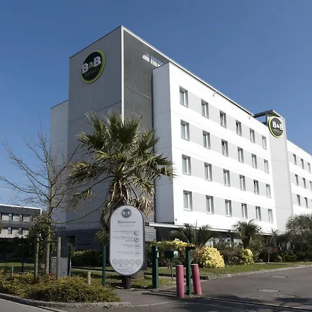 Hotel Ouest Villejean 2*